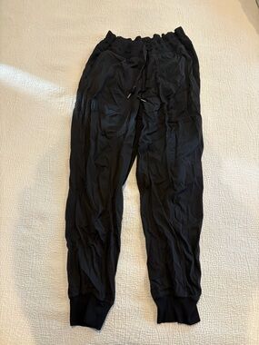 Lululemon Dance Studio Mid-Rise Jogger BLK 12